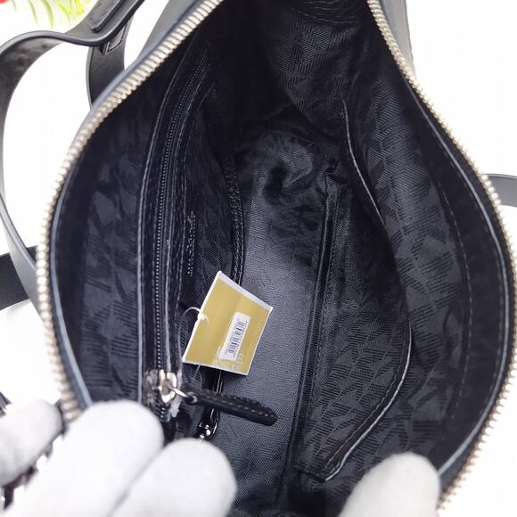 Michael Kors Ingrid Black Pebbled Leather Crossbody Shoulder Bag -NWT $298 - Picture 10 of 16